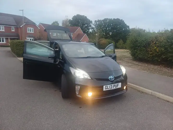 Toyota Prius 2013 photo 3