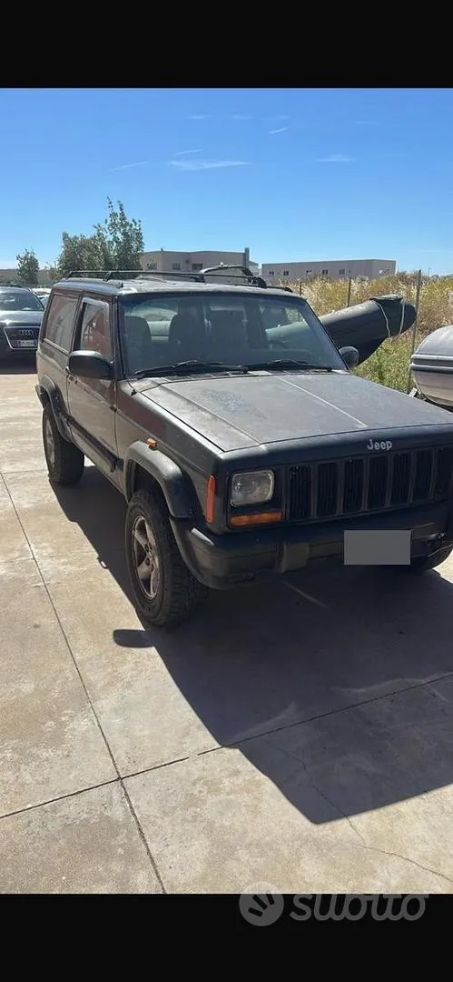 Jeep Cherokee