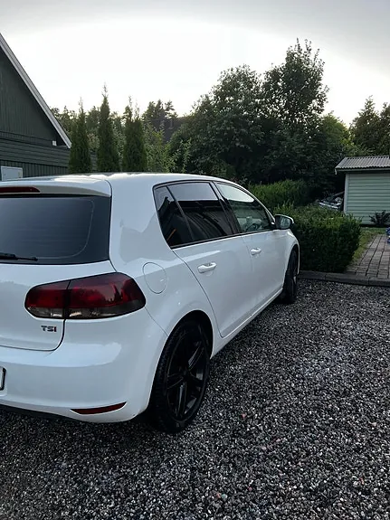 Volkswagen Golf Vi 2011 photo 3