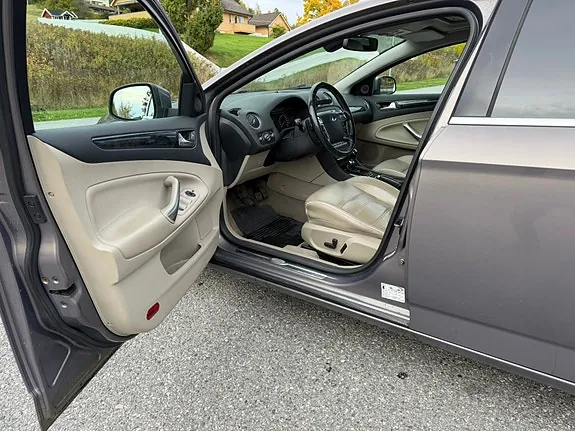 Ford Mondeo 2012 photo 5
