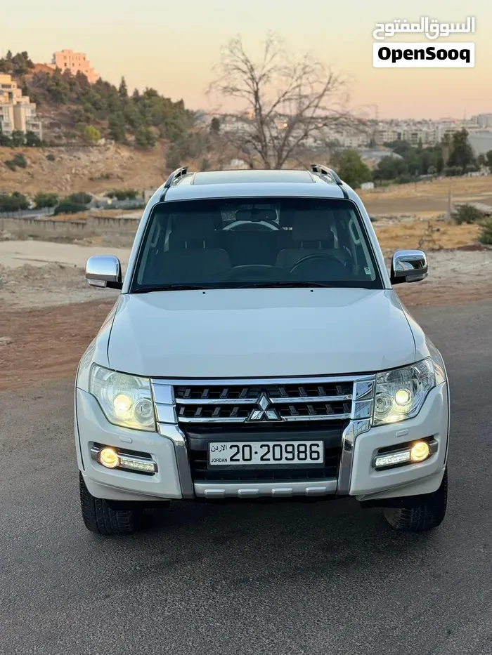Mitsubishi Pajero 2015 photo 3
