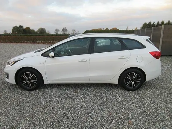 Kia Ceed 2016 photo 4