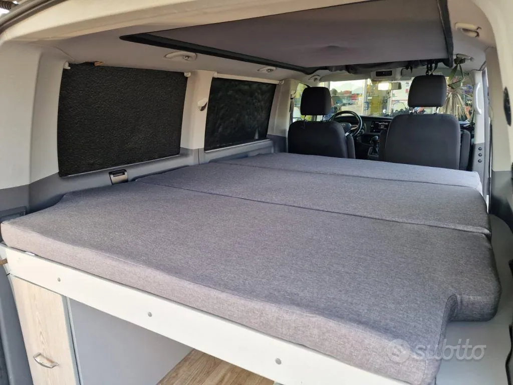 Volkswagen T6.1 Caravelle 2021 photo 5