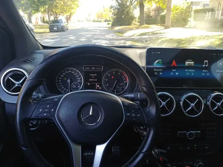 Mercedes-Benz B-Class 2014 photo 5