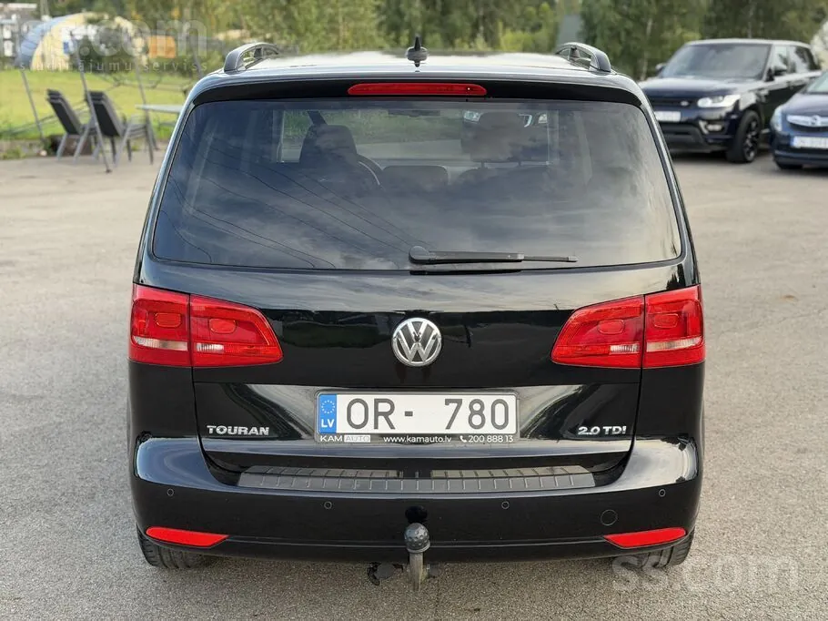 Volkswagen Touran 2010 photo 5