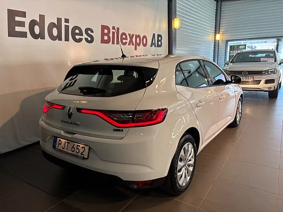 Renault Megane 2017 photo 4