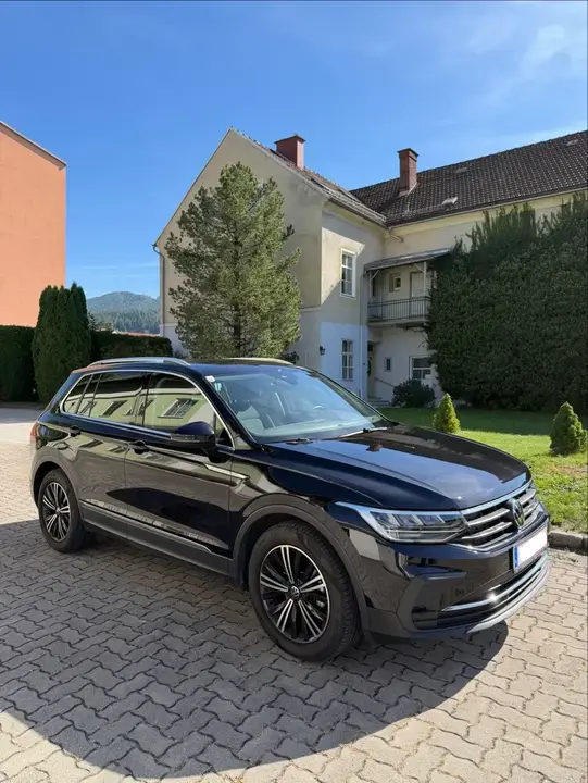 Volkswagen Tiguan 2022 photo 2