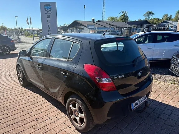 Hyundai I20 2010 photo 4