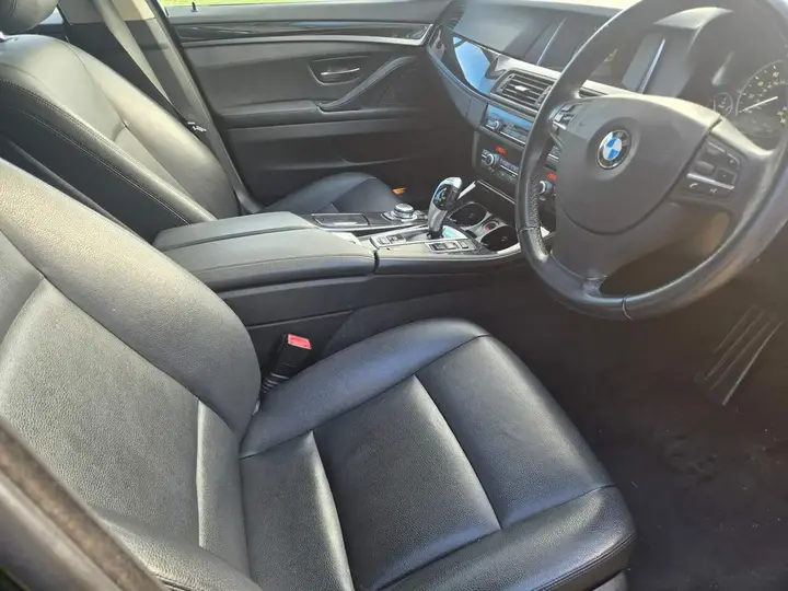 BMW 5 Series 2015 photo 5