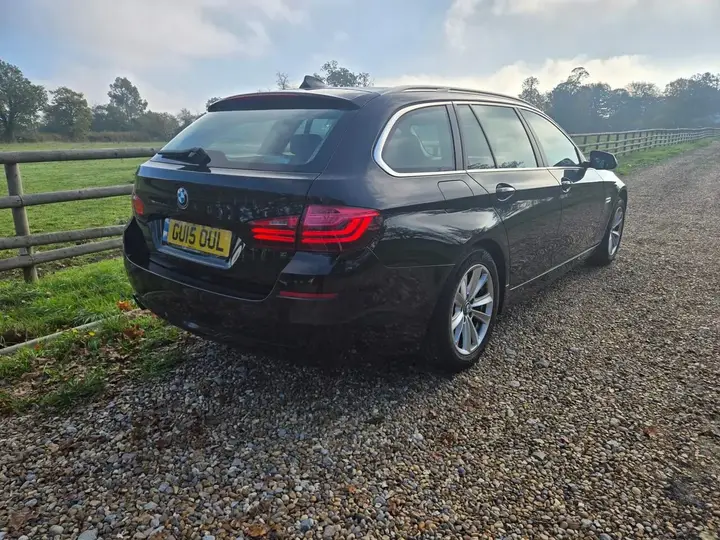 BMW 5 Series 2015 photo 4