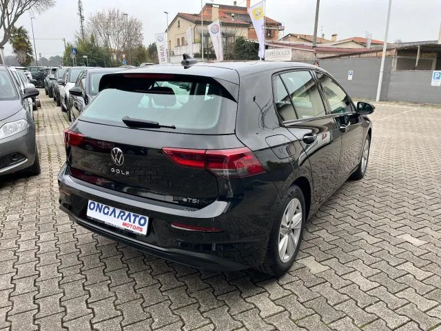 Volkswagen Golf 2024 photo 5