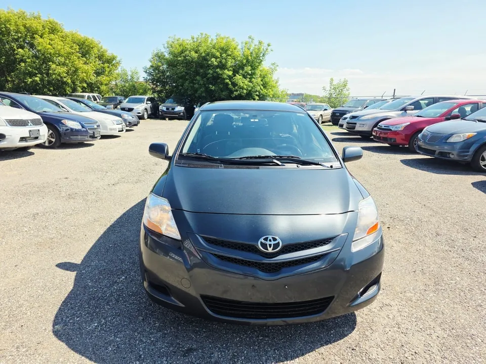 Toyota Yaris 2008 photo 2