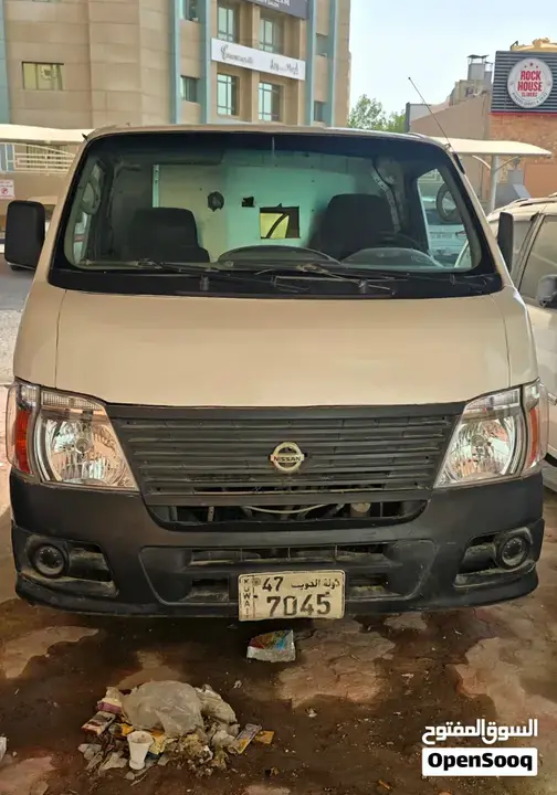 Nissan Urvan 2009 photo 3