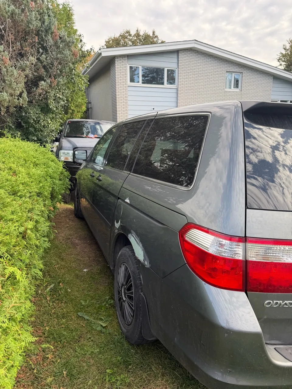 Honda Odyssey 2009 photo 2