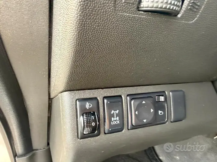 Nissan Navara 2015 photo 3