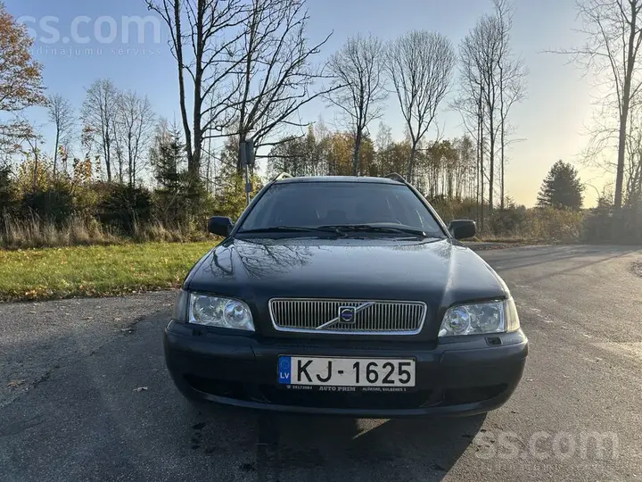Volvo V40 2003 photo 3