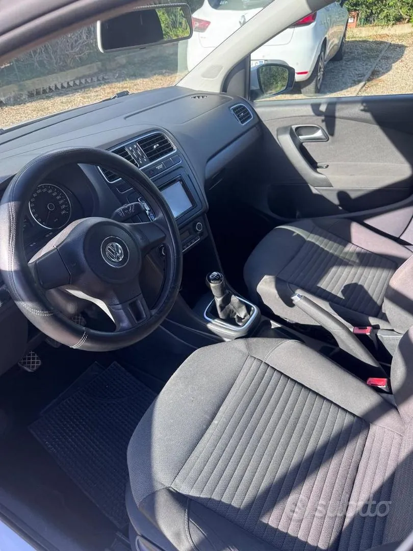 Volkswagen Polo 2014 photo 5