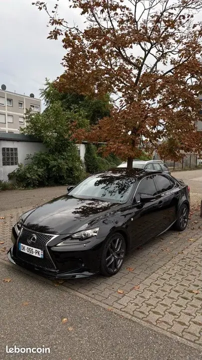 Lexus Is