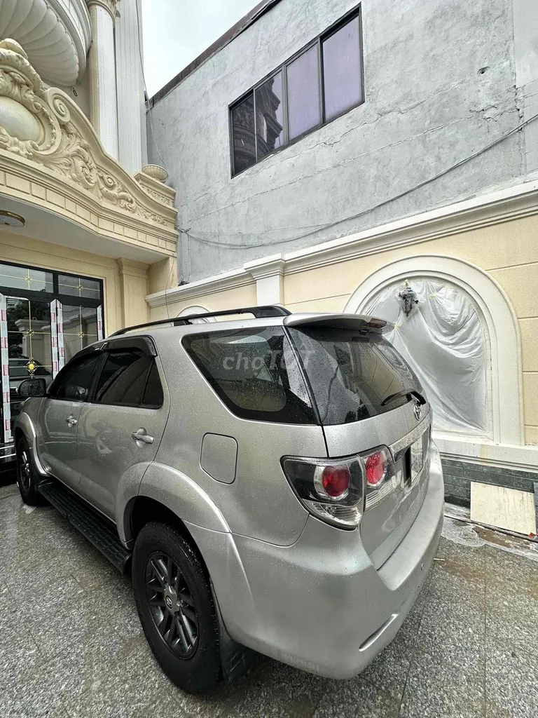 Toyota Fortuner 2015 photo 3