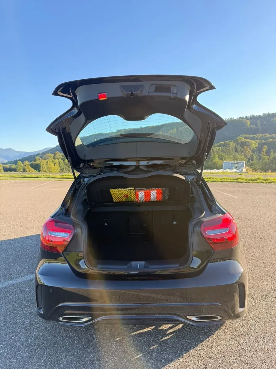 Mercedes-Benz A-Class 2018 photo 3
