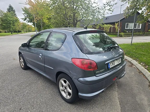 Peugeot 206 2006 photo 4