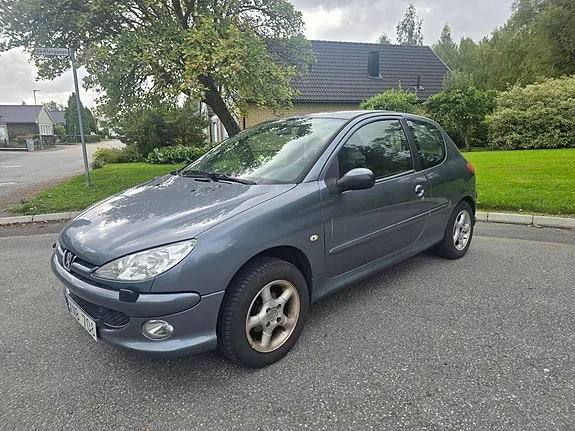Peugeot 206 2006 photo 2
