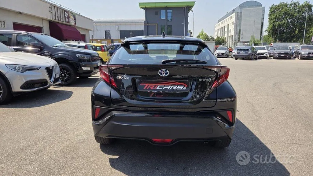 Toyota C-Hr 2023 photo 4