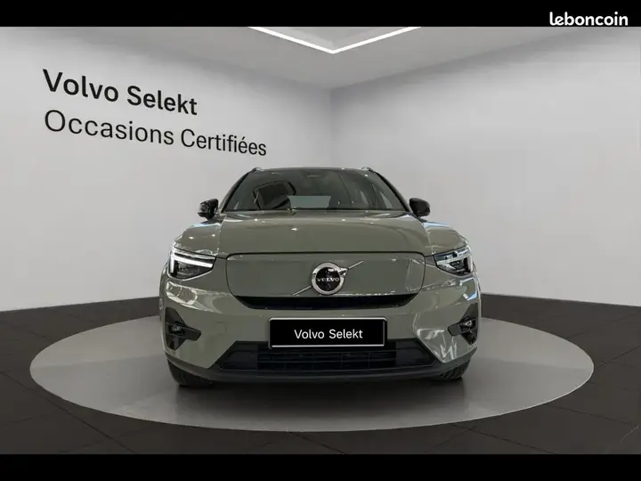 Volvo Xc40 2026 photo 2