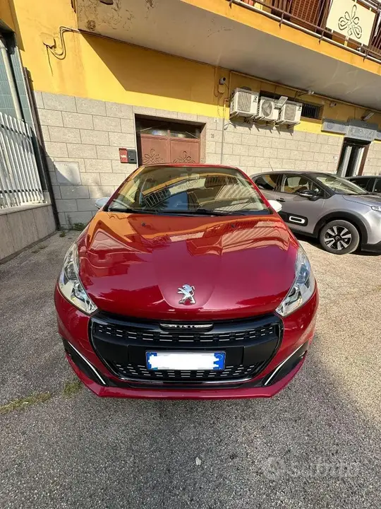Peugeot 208