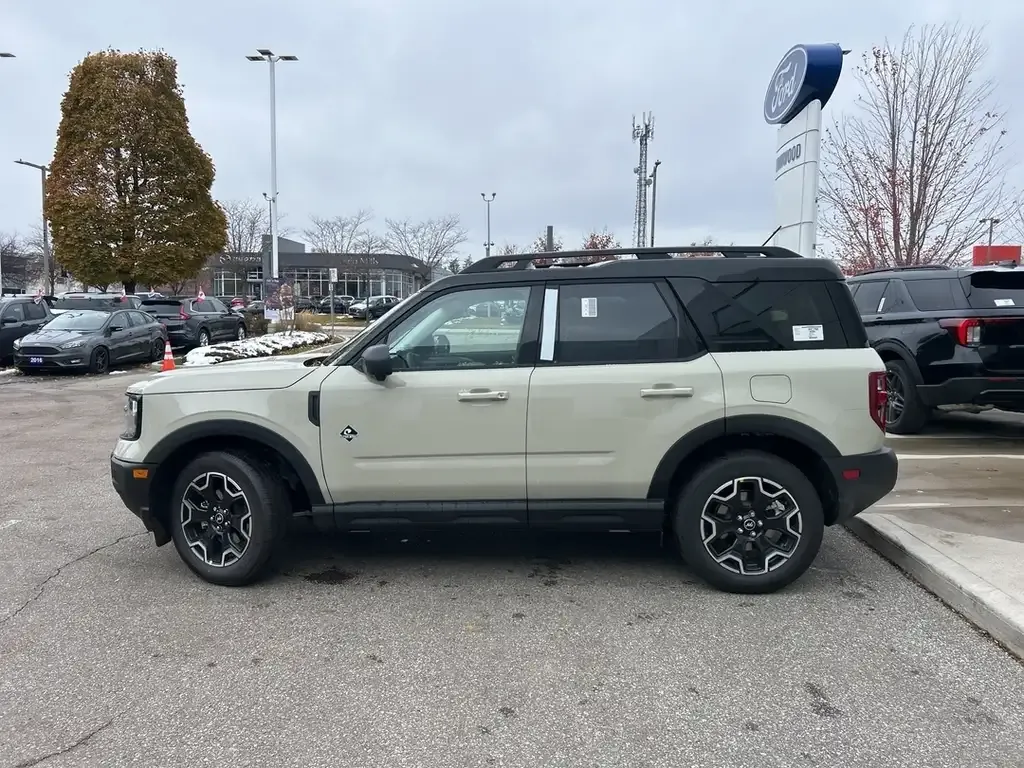 Ford Bronco Sport 2025 photo 3