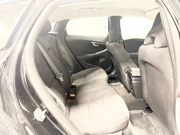 Volvo V40 2018 photo 2