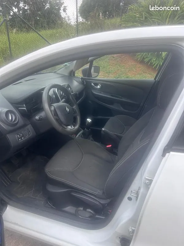 Renault Clio 2019 photo 3