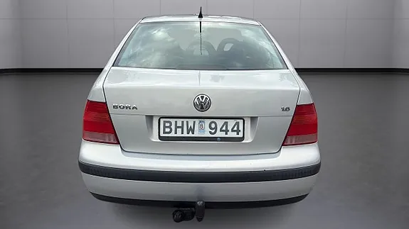 Volkswagen Bora 2000 photo 4