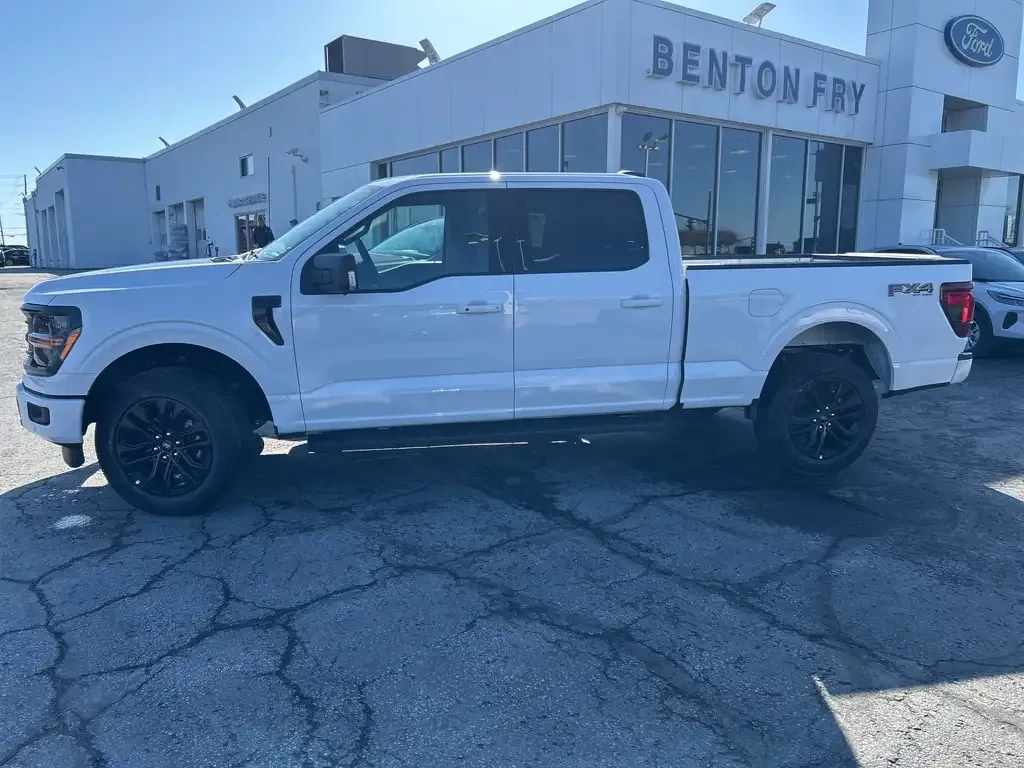 Ford F-150 2026 photo 2
