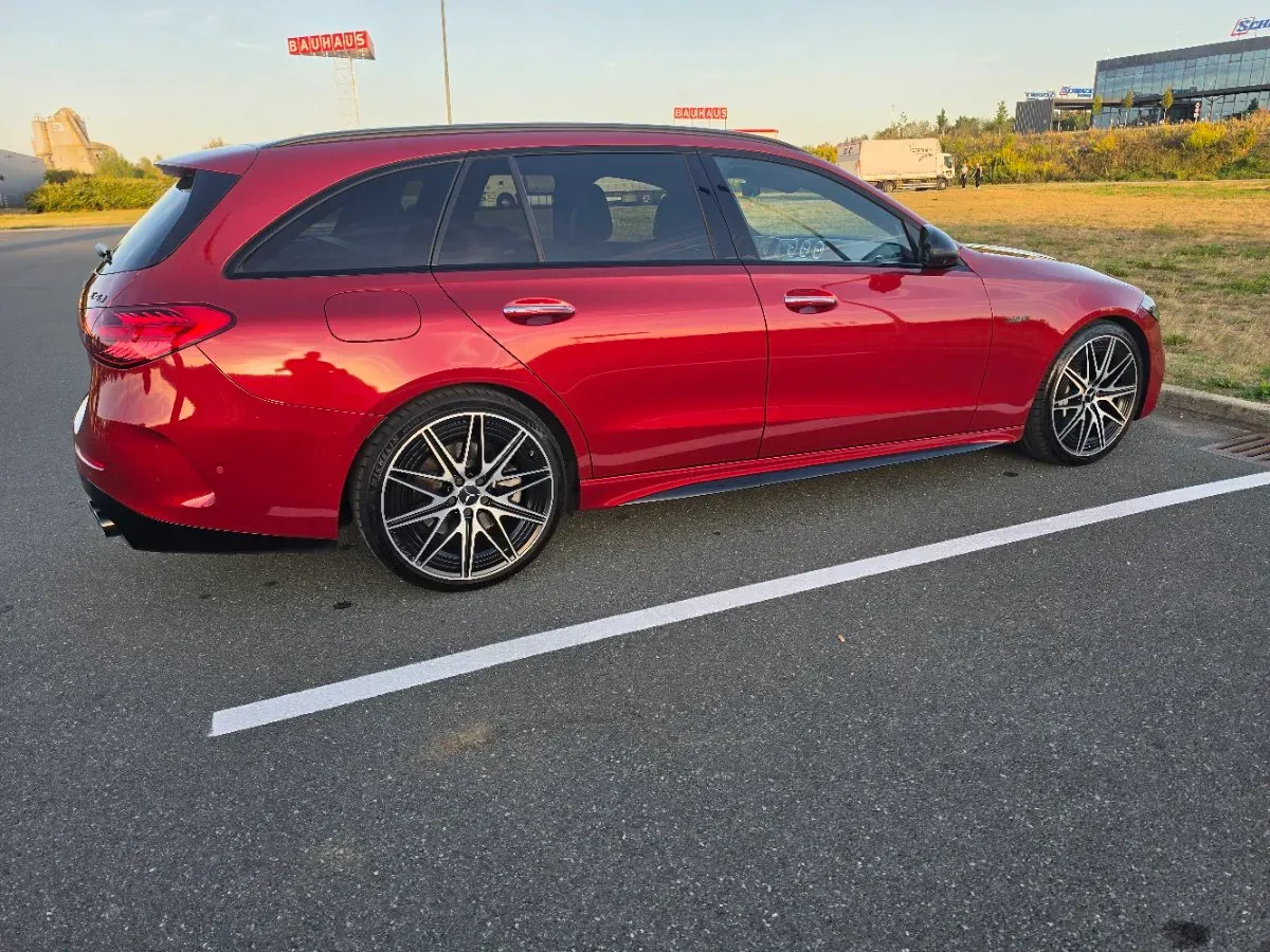 Mercedes-Benz C-Class 2023 photo 2