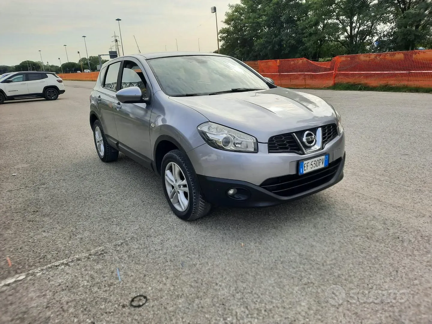 Nissan Qashqai 2011 photo 2