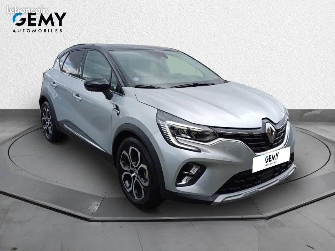 Renault Captur 2024 photo 3
