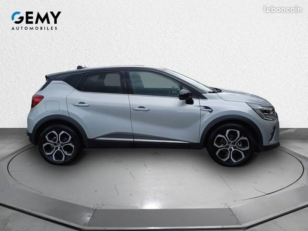 Renault Captur 2024 photo 4