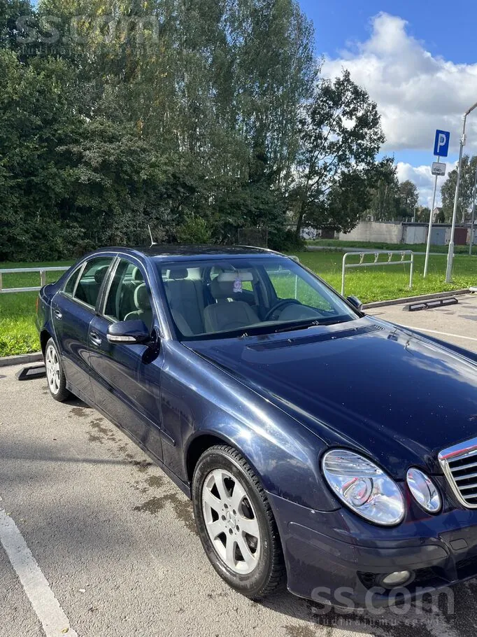 Mercedes-Benz E200 2006 photo 3