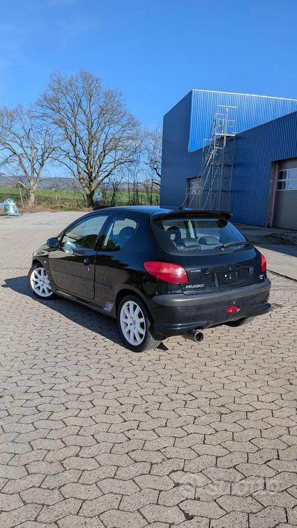 Peugeot 206 2002 photo 4