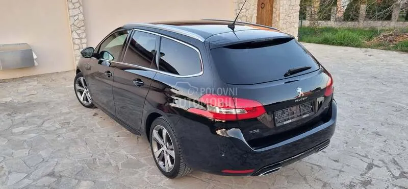 Peugeot 308 2017 photo 3