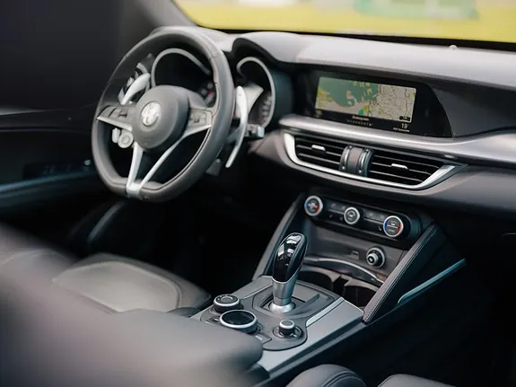 Alfa Romeo Stelvio 2018 photo 5