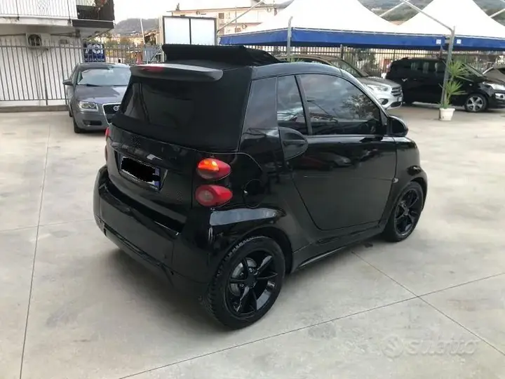 Smart Fortwo 2011 photo 4