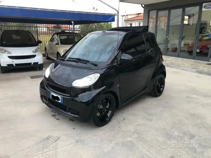 Smart Fortwo 2011 photo 2