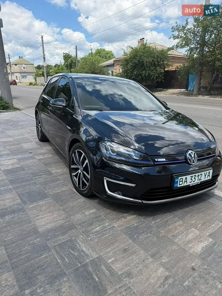 Volkswagen E-Golf 2014 photo 3