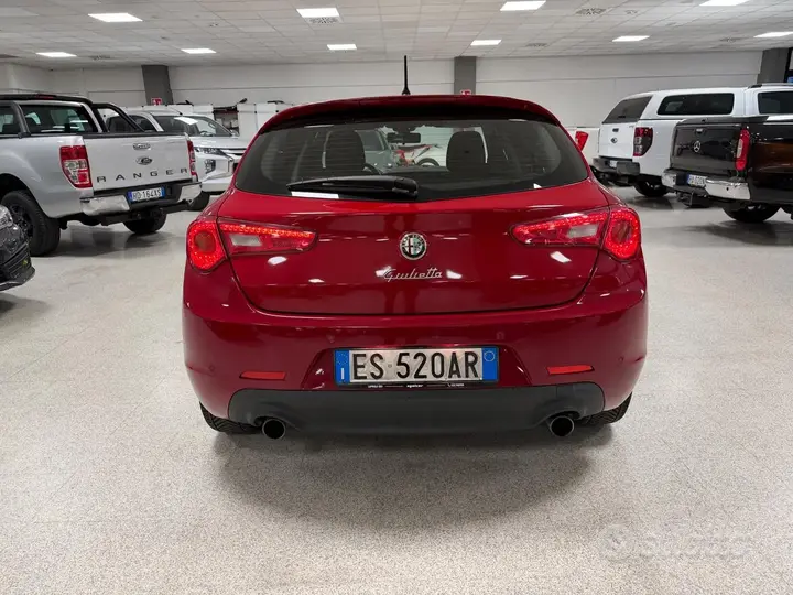 Alfa Romeo Giulietta 2013 photo 5