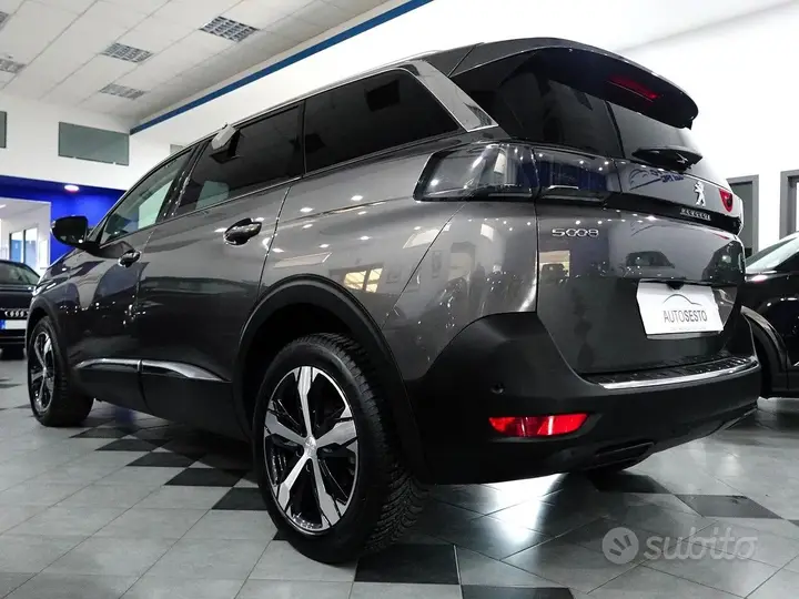 Peugeot 5008 2021 photo 5