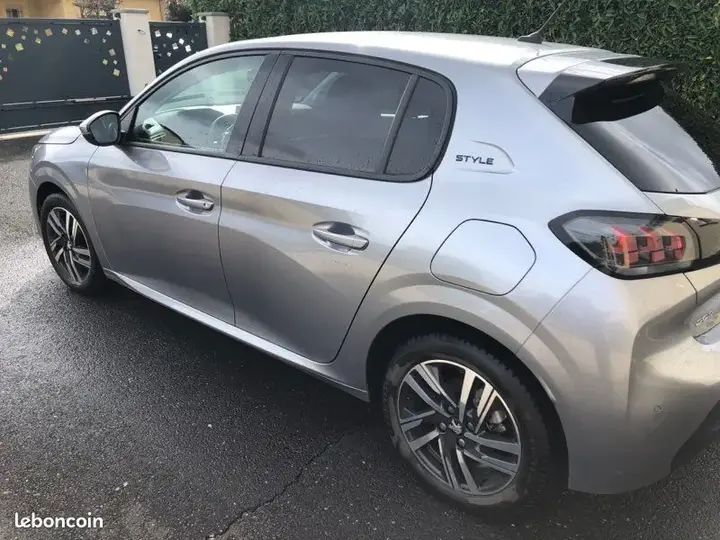 Dacia Sandero 2025 photo 2