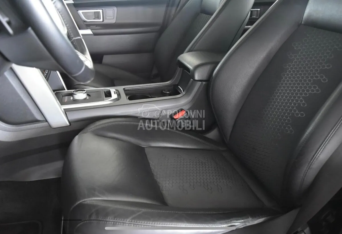 Land Rover Discovery Sport 2016 photo 5