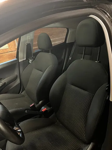 Peugeot 208 2017 photo 5